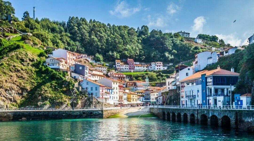 ¿ES ASTURIAS EL MEJOR LUGAR PARA UNA DESPEDIDA?