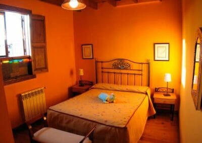 Dormitorio casa rural en Llanes 2