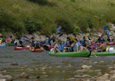 Canoas en el descenso del Sella