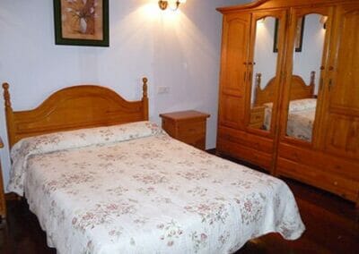 Dormitorio casa rural 1 Cangas de OnÍS