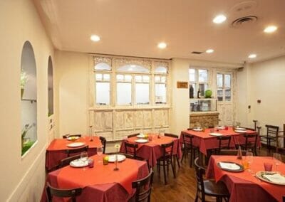 Restaurante con espectáculo en Oviedo