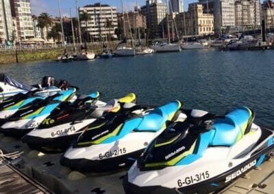 Motos de agua en Gijón