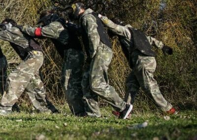 Grupo de jugadores de paintball León