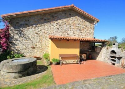 Patio casa rural Gijón 1