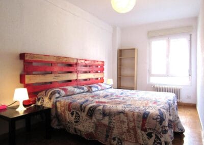 Piso 10 en León para despedidas: habitación 2